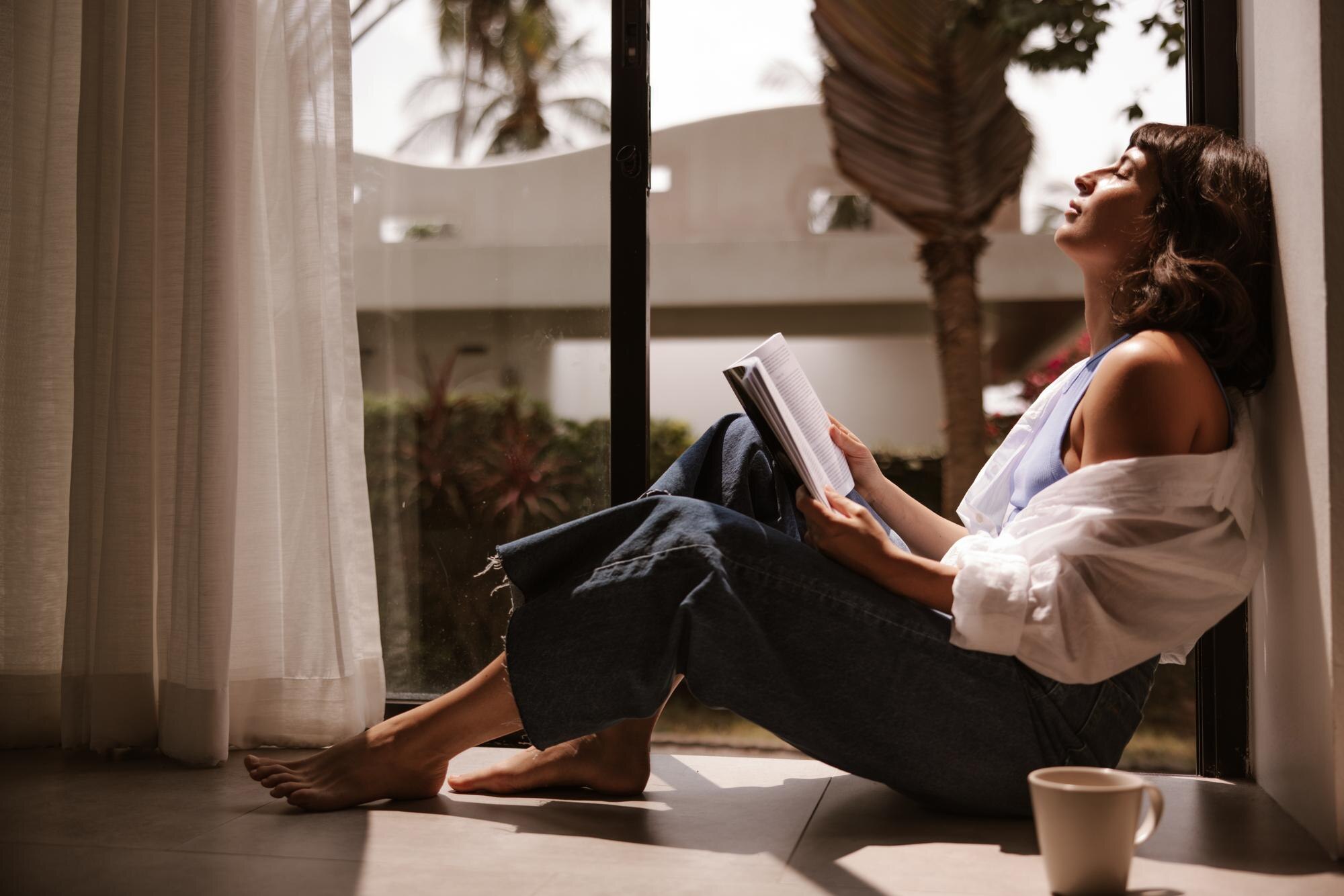 Lectura relajada en un ambiente sereno